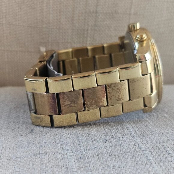 Guess Women Wristwatch Crystals Accent Bezel Gold Tone Multi Function Watch - Picture 7 of 12